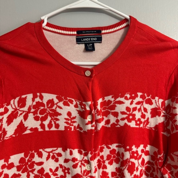 Lands’ End Women’s Vibrant Red Cardigan Size Large - Picture 4 of 9